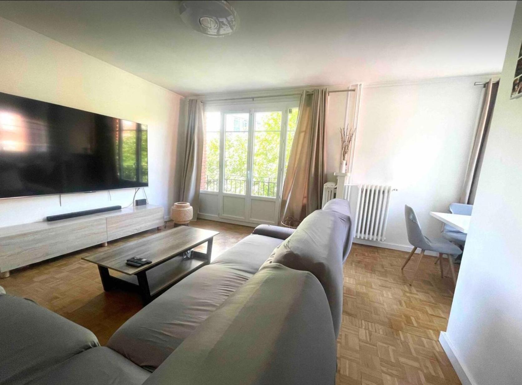 Modern 2 Bedroom Apartment Near Paris Metro, Giant Flat Screen Tv 85 Inches, Balcony, Free Parking Ivry-sur-Seine Exteriör bild