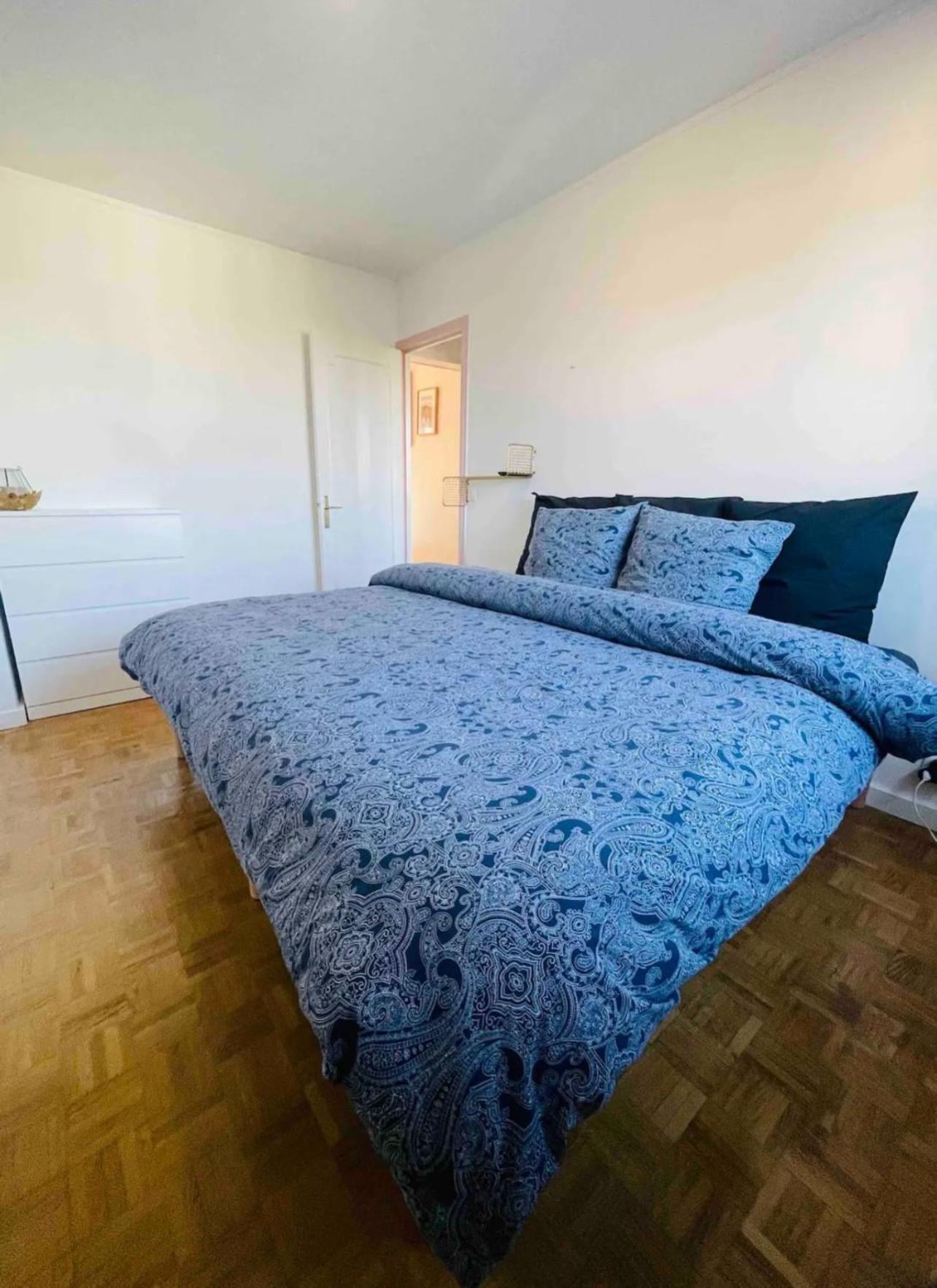 Modern 2 Bedroom Apartment Near Paris Metro, Giant Flat Screen Tv 85 Inches, Balcony, Free Parking Ivry-sur-Seine Exteriör bild